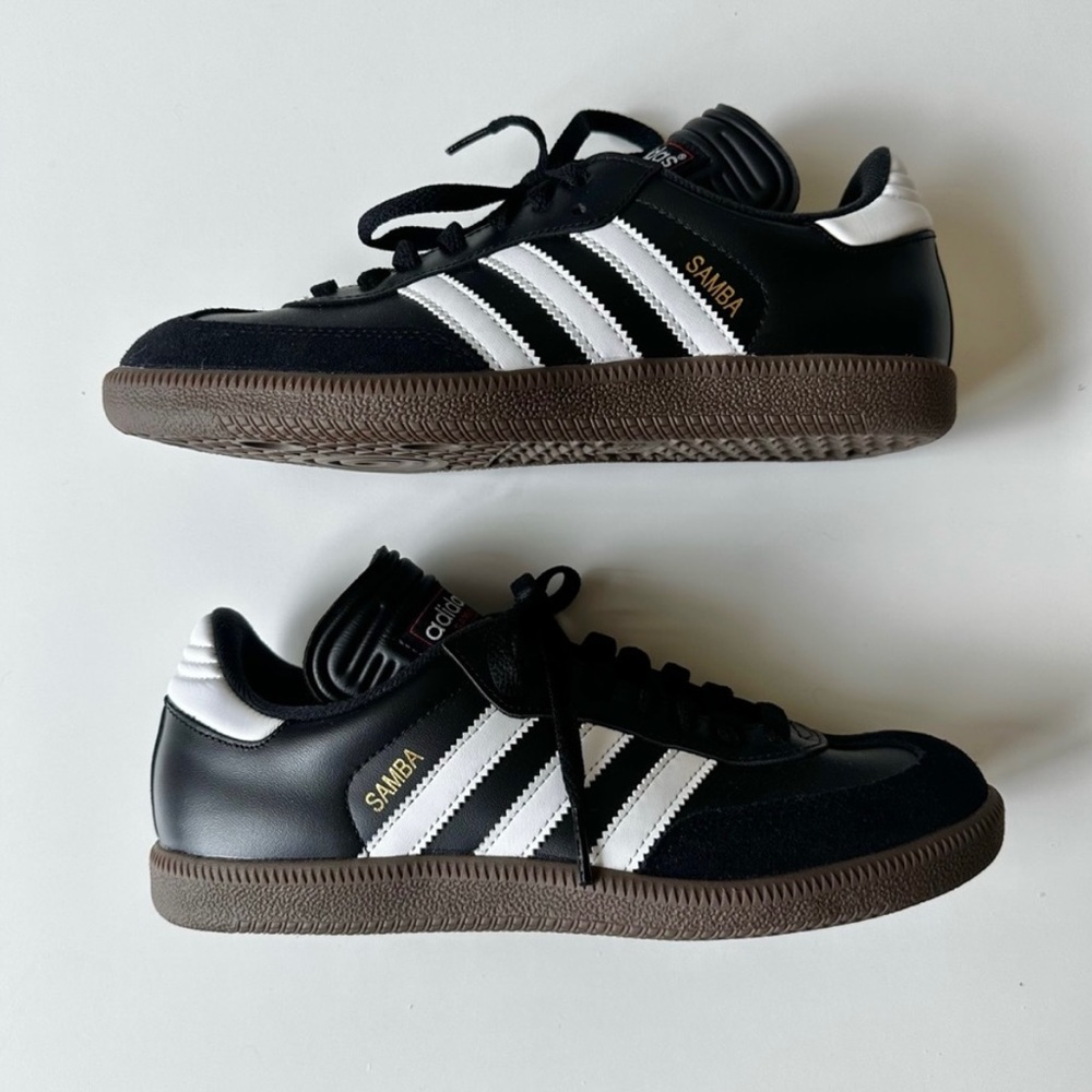 Adidas Samba Classic Black Gum Men's 7
Women's 9